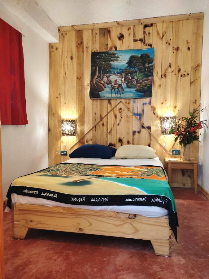 Hostel La Ballena Backpacker Лас-Ґалерас Екстер'єр фото