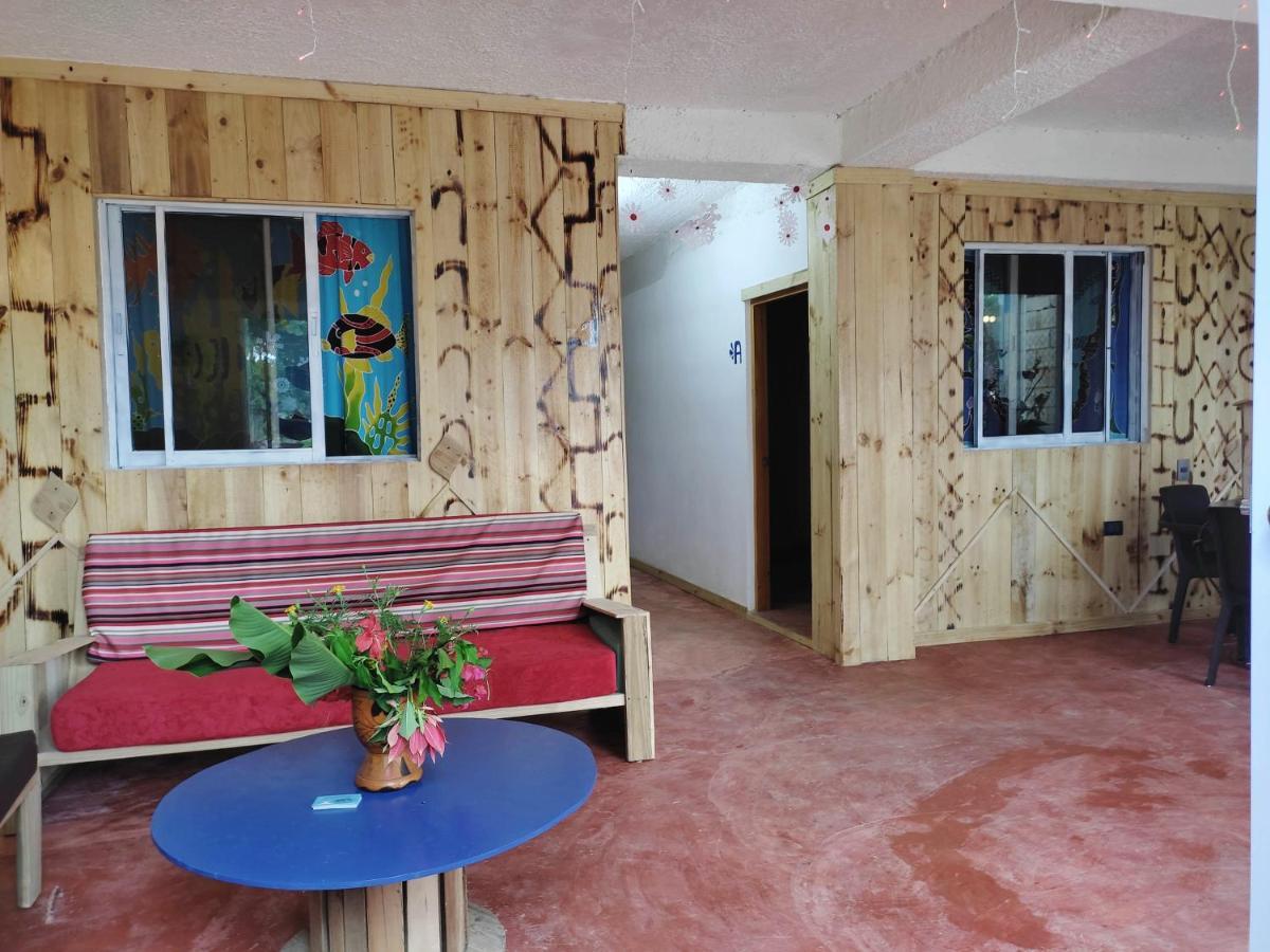 Hostel La Ballena Backpacker Лас-Ґалерас Екстер'єр фото