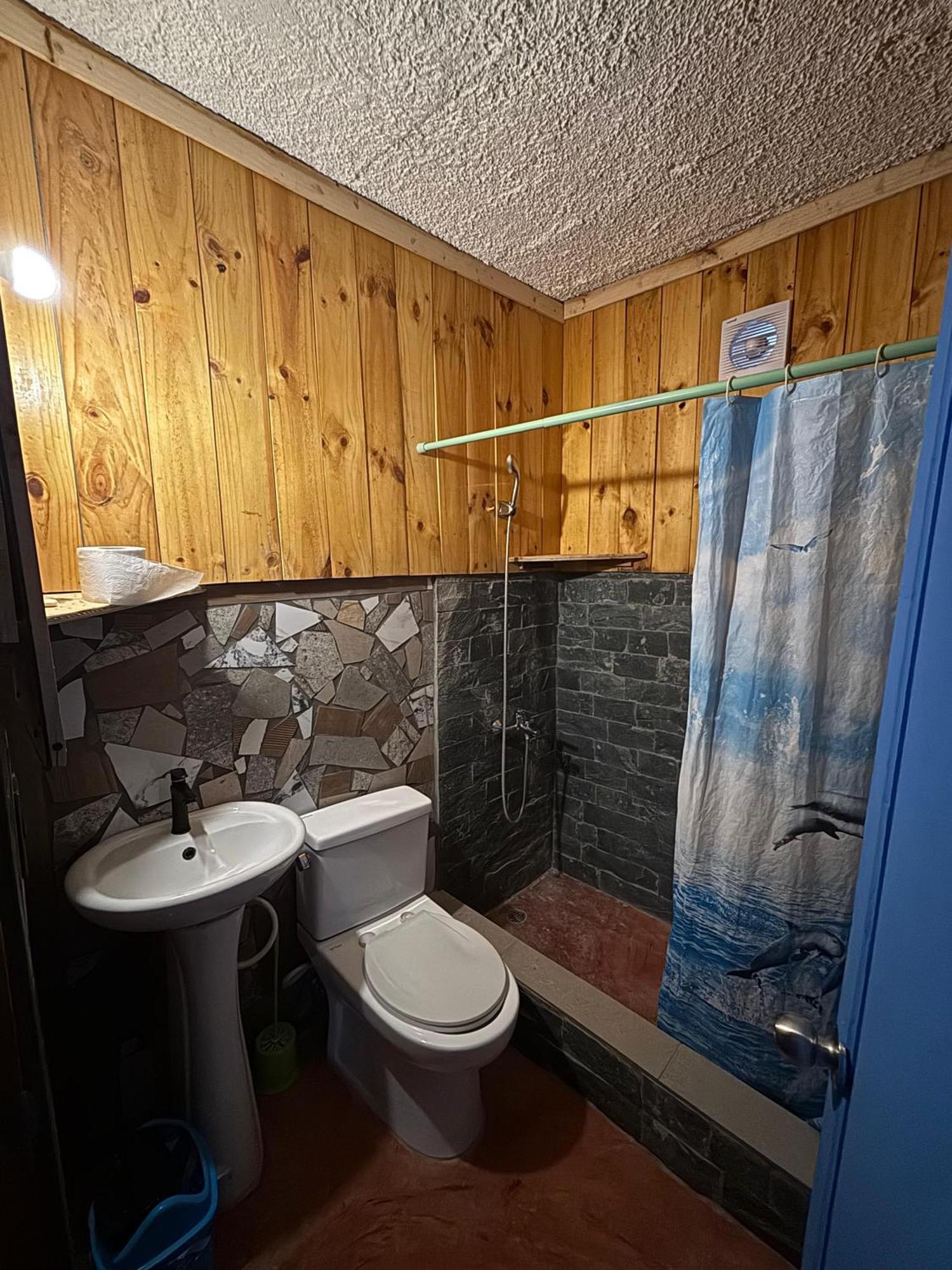 Hostel La Ballena Backpacker Лас-Ґалерас Екстер'єр фото